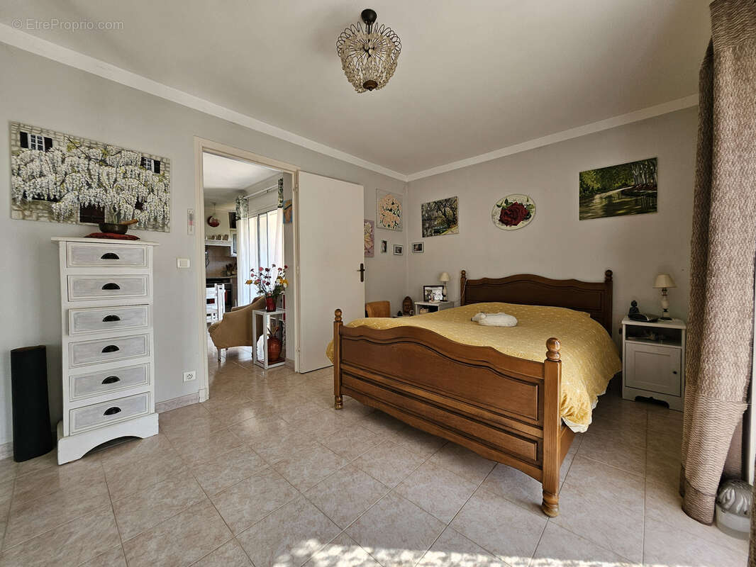 Appartement à CANTARON