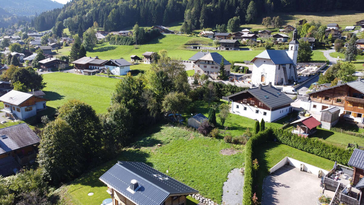 Terrain à ESSERT-ROMAND