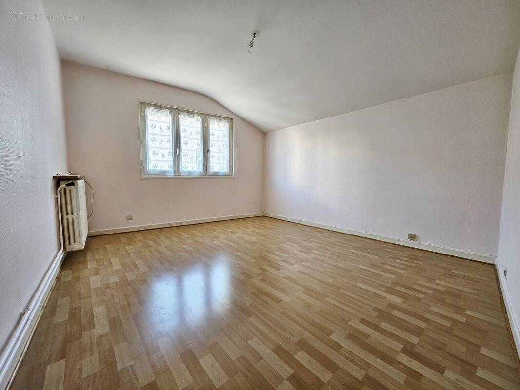 Photo 3 - Appartement à MONTVERDUN