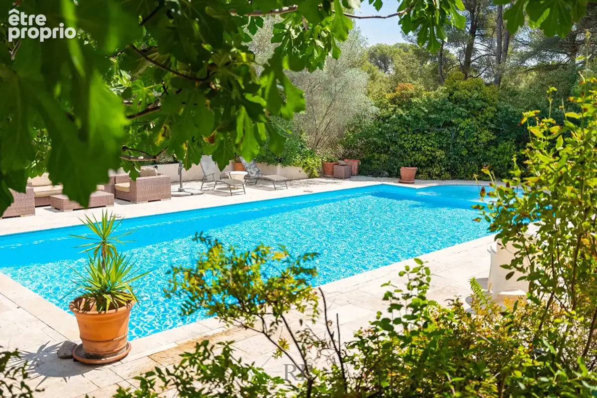 Villa Aubagne 8 pièce(s) 280 m2, calme, piscine, tennis - photo 8