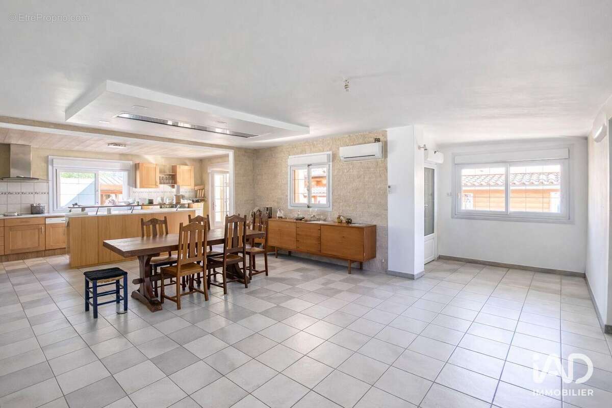 Photo 2 - Maison à POULX