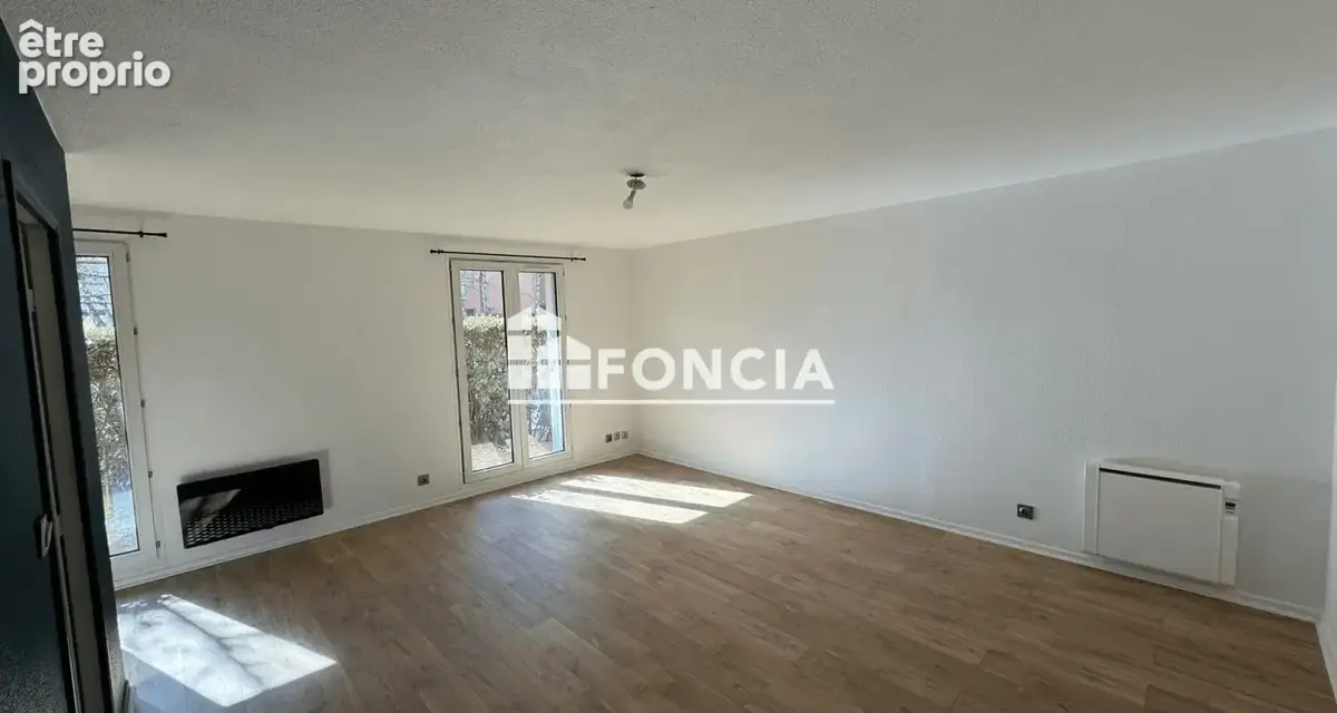 Castanet-Tolosan – T1 bis loué avec parking, idéal investissement locatif - photo 2
