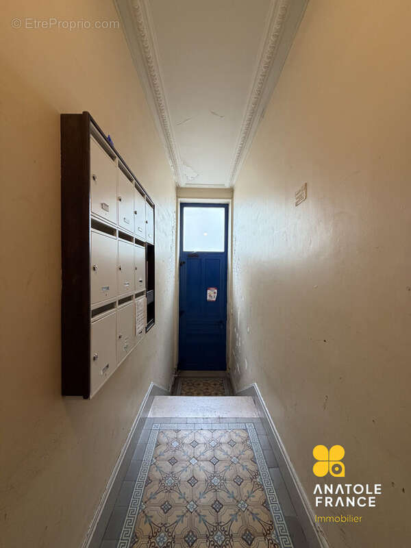 Appartement 420 m² à Nancy  - photo 2
