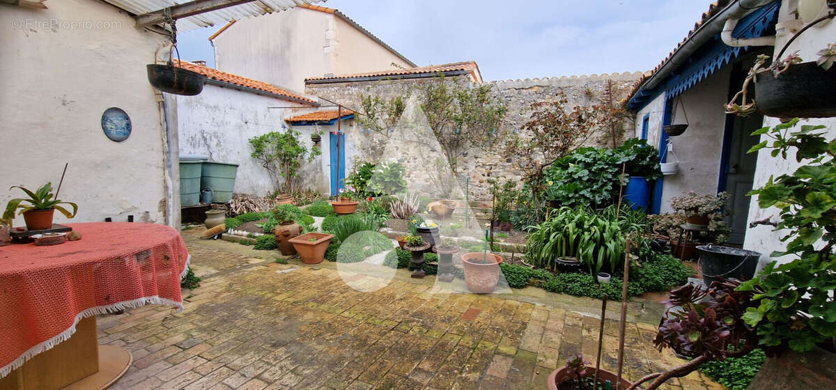 Maison à LA TREMBLADE