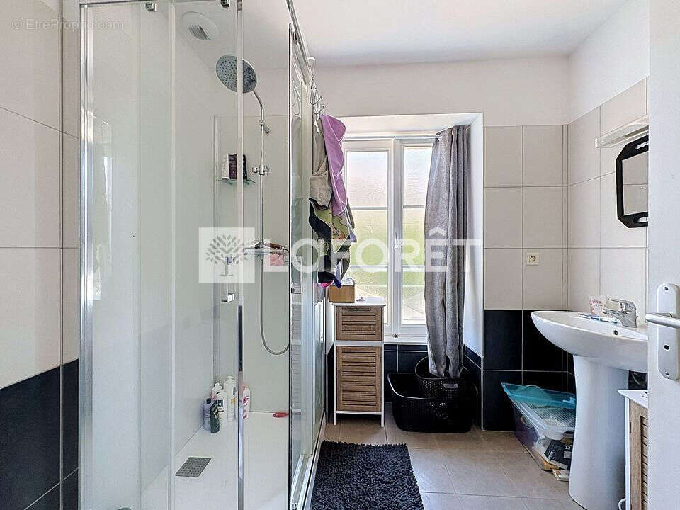 Immeuble appartement + local 145 m2 - photo 9