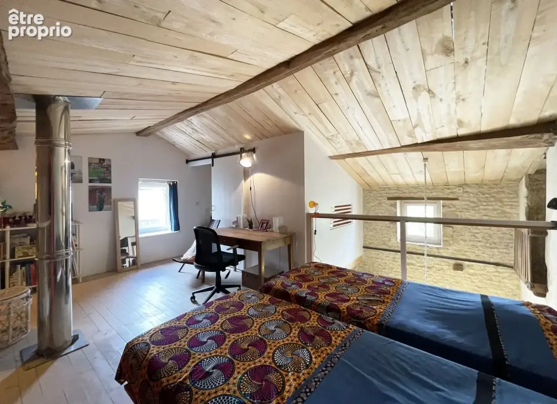 Longère Charentaise (8 pièces 242 m²) avec jardin et dépendances - photo 15