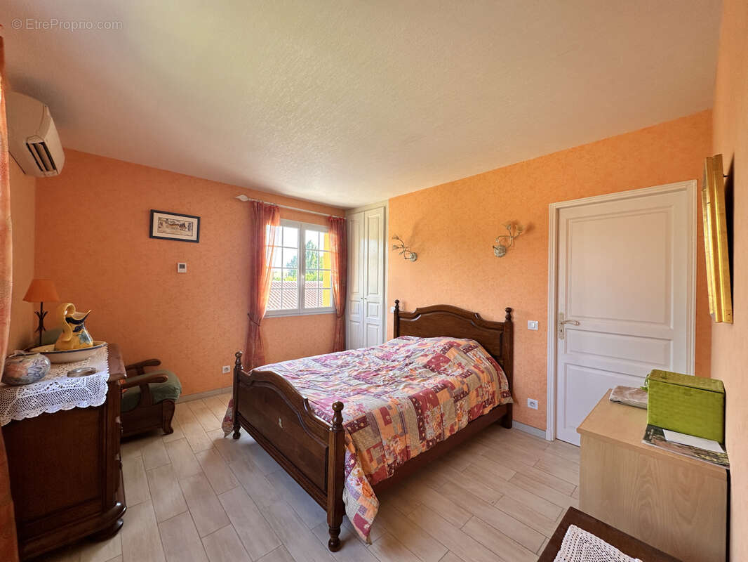 Maison à LA CROIX-BLANCHE