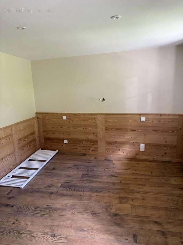 Maison à LA PERRIERE