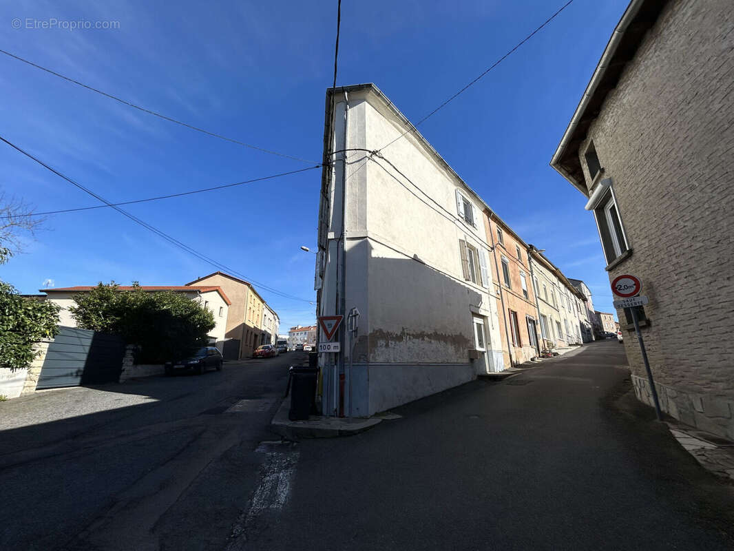 Photo 2 - Maison à NEULISE