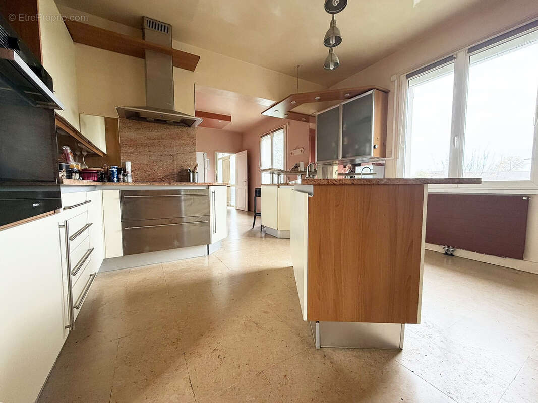 Maison à VAL-DE-VESLE