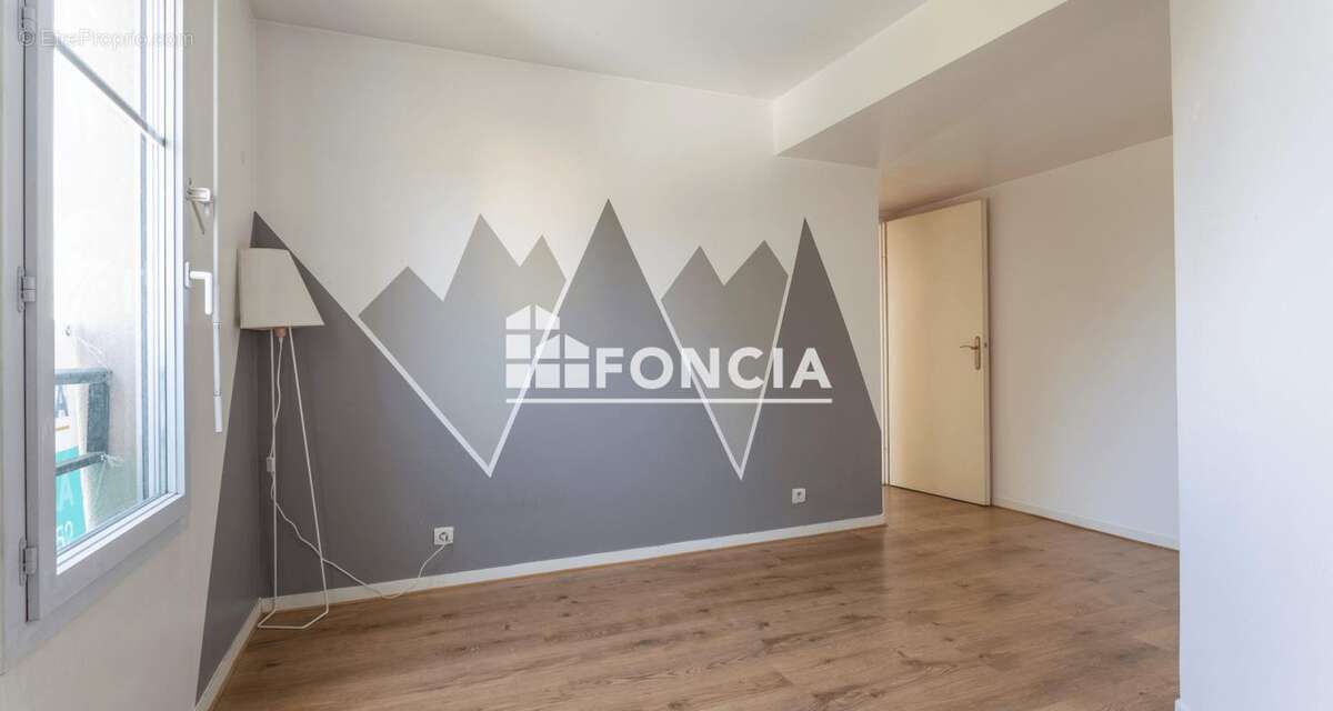 Appartement à MORANGIS