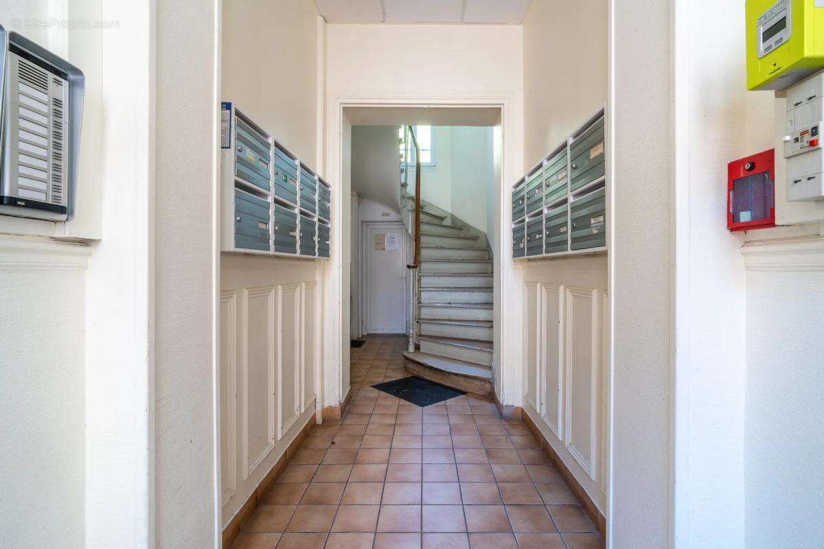 Appartement de 4 pièces de 69 m² à Colombes - GARE LES VALLÉES À 200M - photo 12