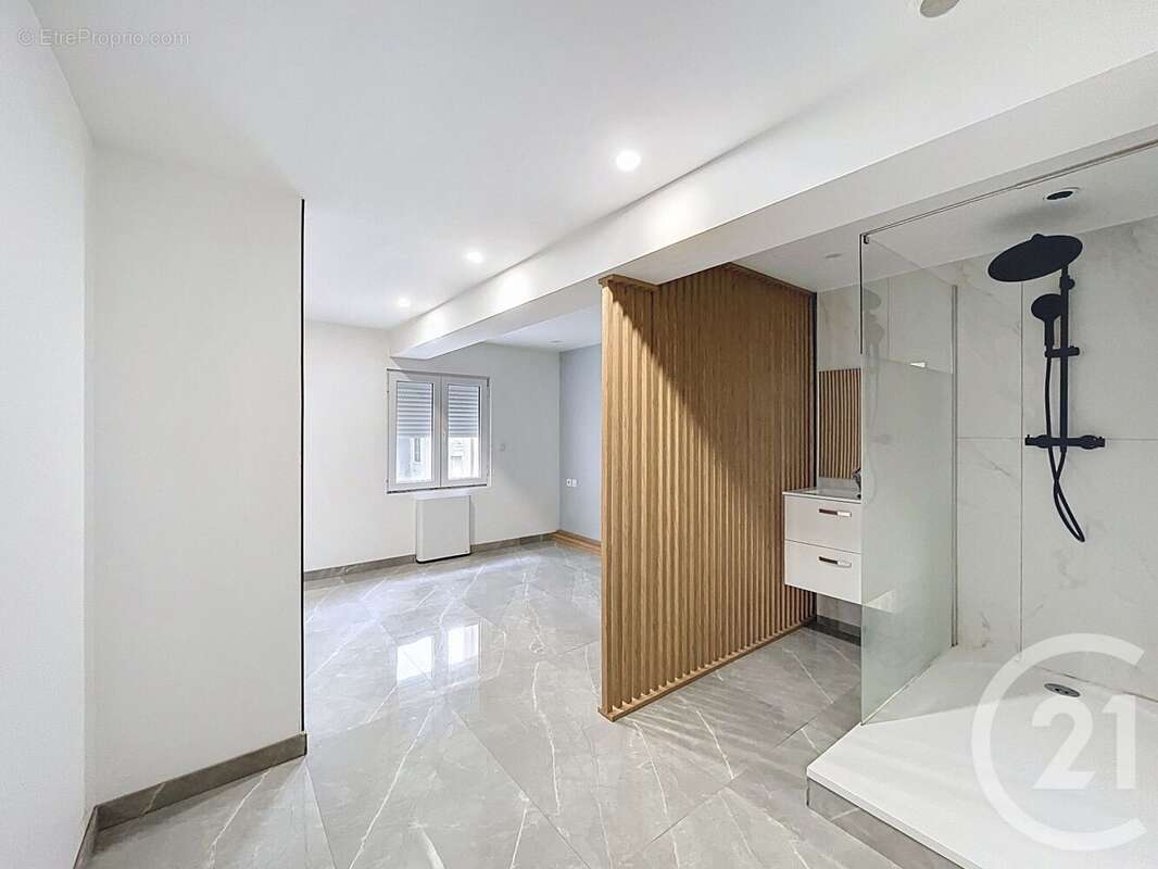 Appartement à GIVORS