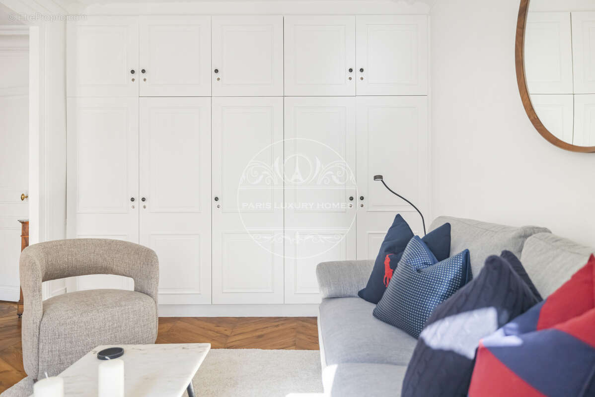 Appartement à LEVALLOIS-PERRET