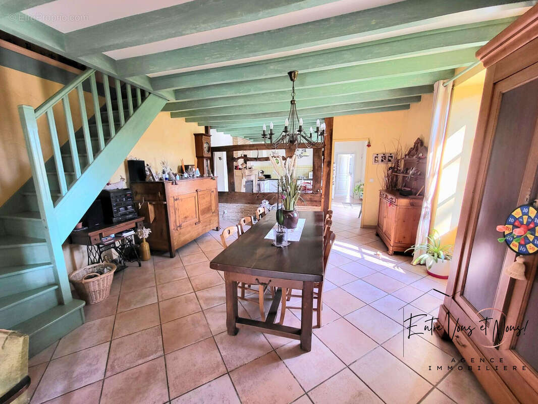 Maison 170 m² à Coimeres  - photo 5