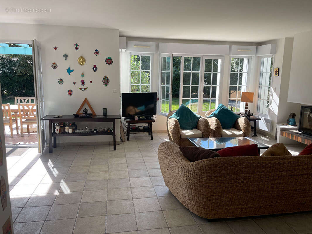 Maison à MOLIETS-ET-MAA