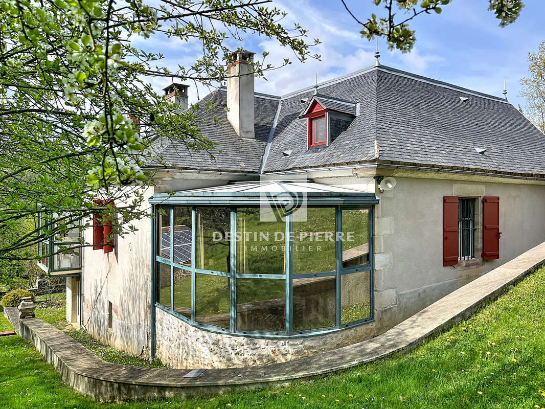 Maison à BILLAC