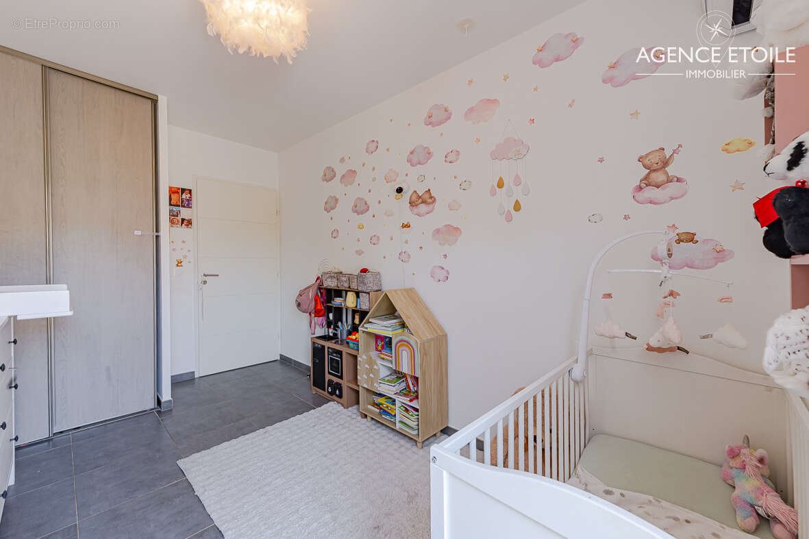 Appartement à MARSEILLE-11E