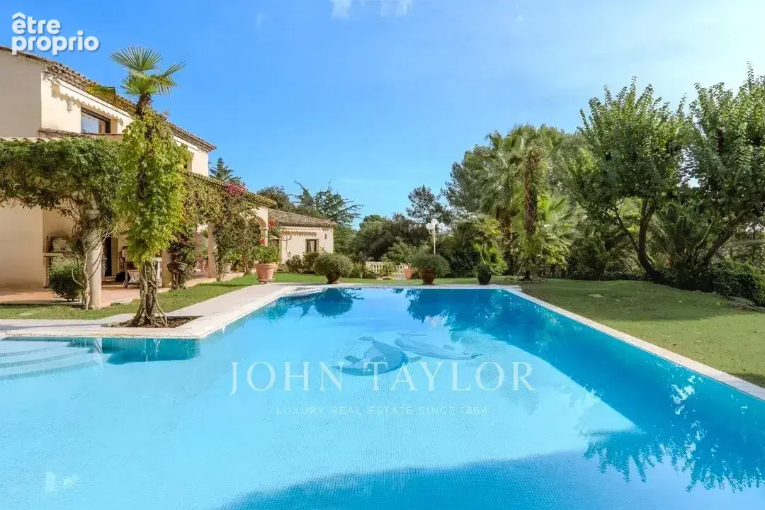Une adresse confidentielle aux Parcs de Mougins - photo 3