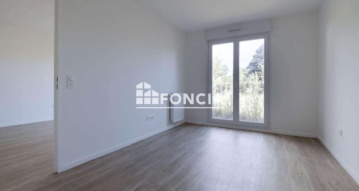 Appartement à DAMMARIE-LES-LYS