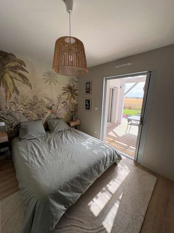 Maison 114 m² à Chauray  - photo 6
