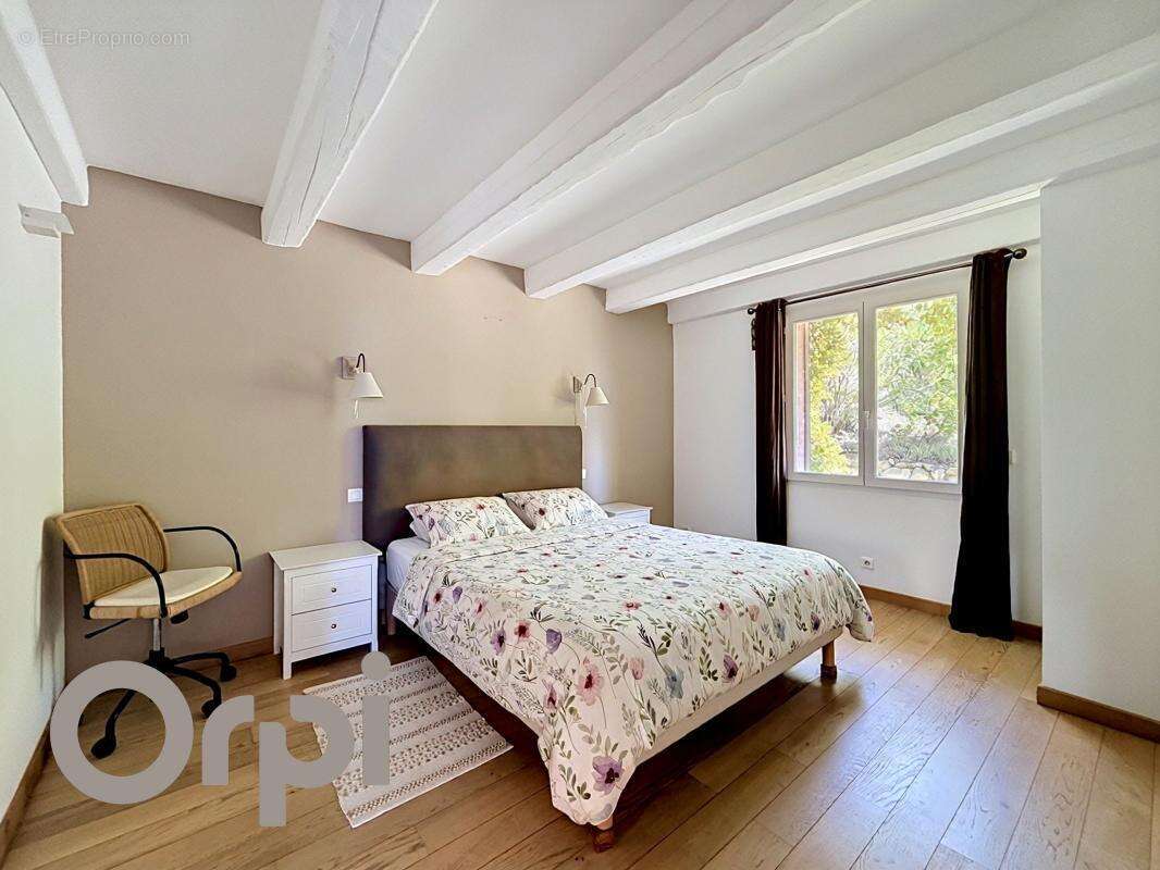 Maison de charme avec vue dominante, studio indépendant, piscine et garage - photo 11