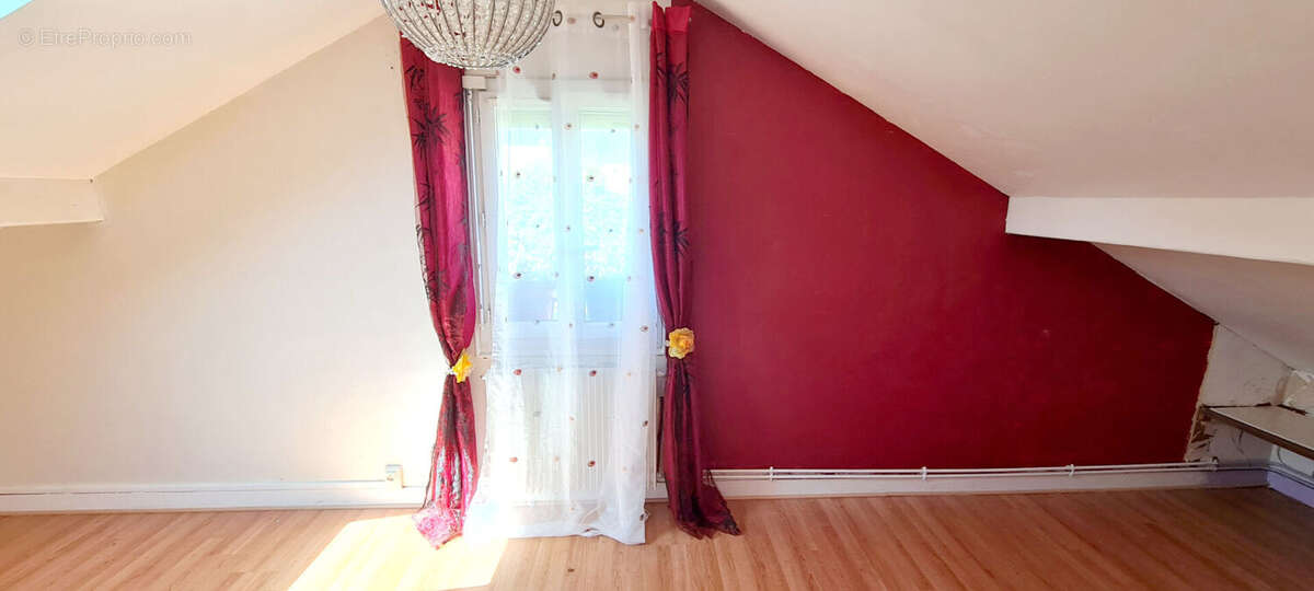 Maison à TREMBLAY-EN-FRANCE