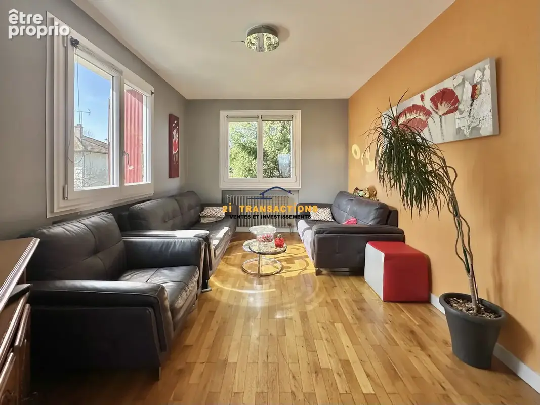 Maison 8 pièces 188 m² à vendre à Montrond-Les-Bains (42210) - photo 6