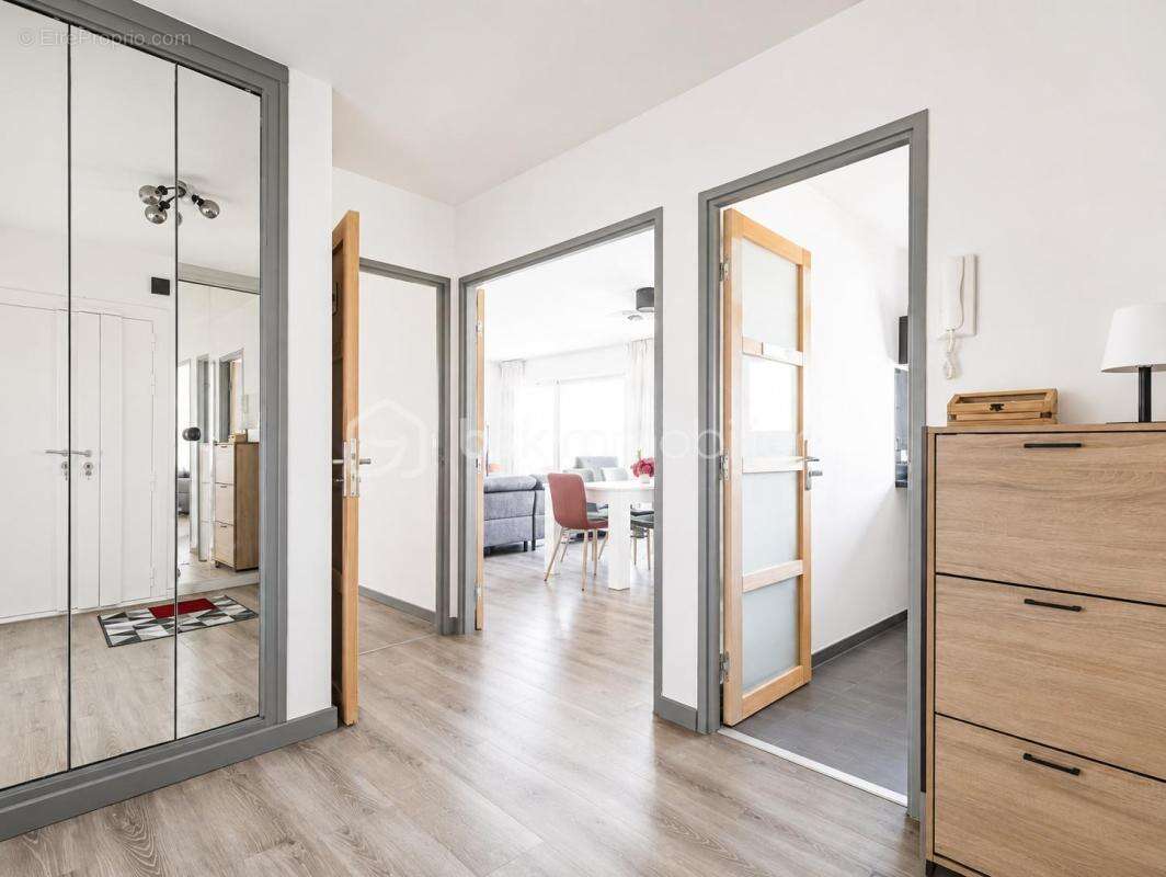 Appartement 97 m2 4 pièces - photo 2