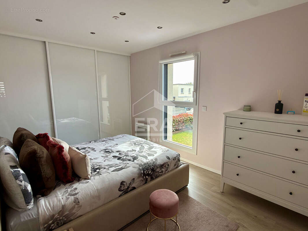 Maison 105m² à feuguerolles-bully - photo 8
