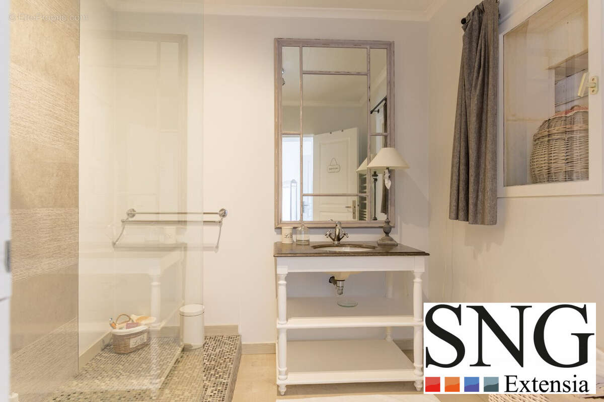 Maison à SAINT-LAURENT-D&#039;AIGOUZE