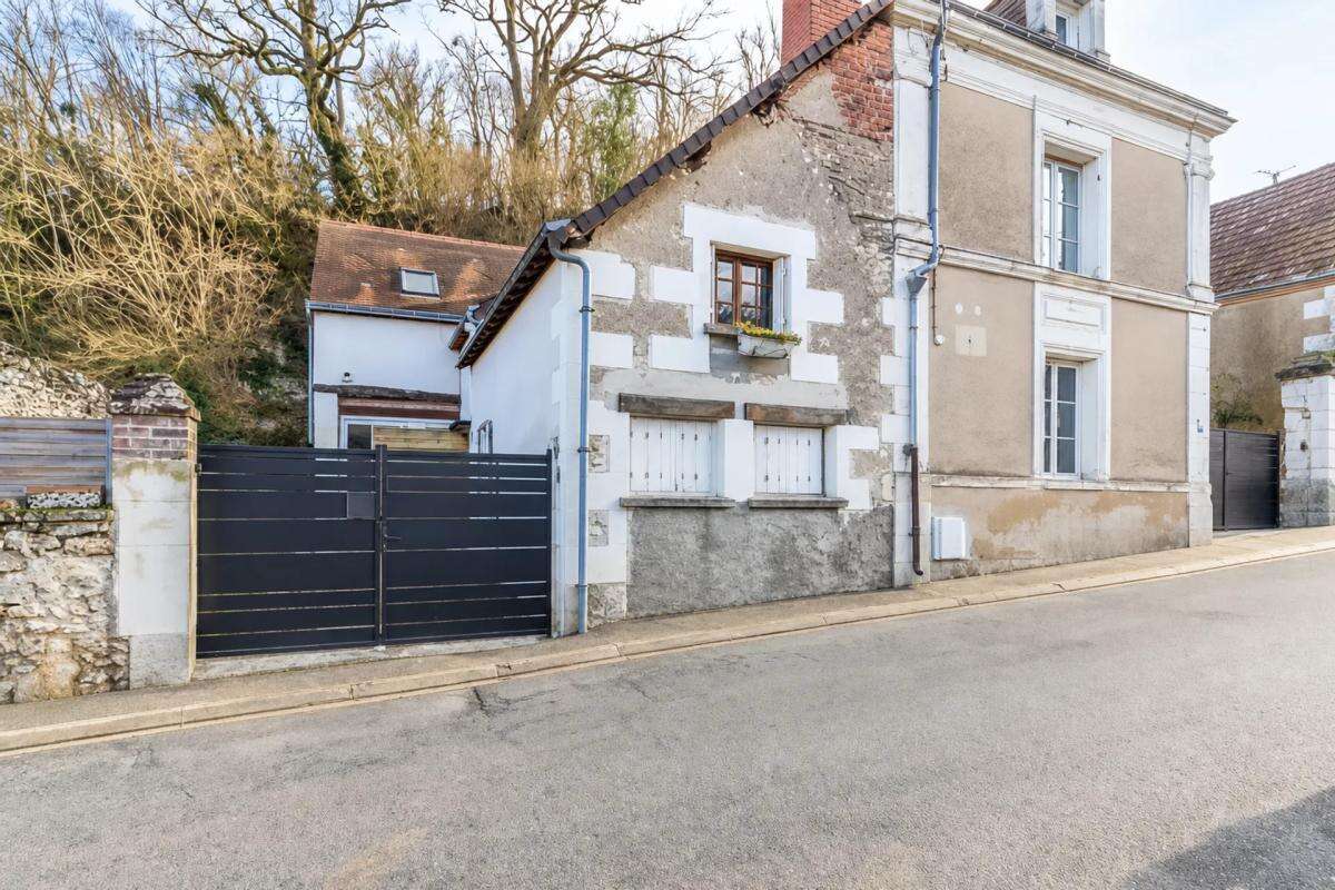 Maison et Studios à Rendement élevé à Mosnes - photo 7