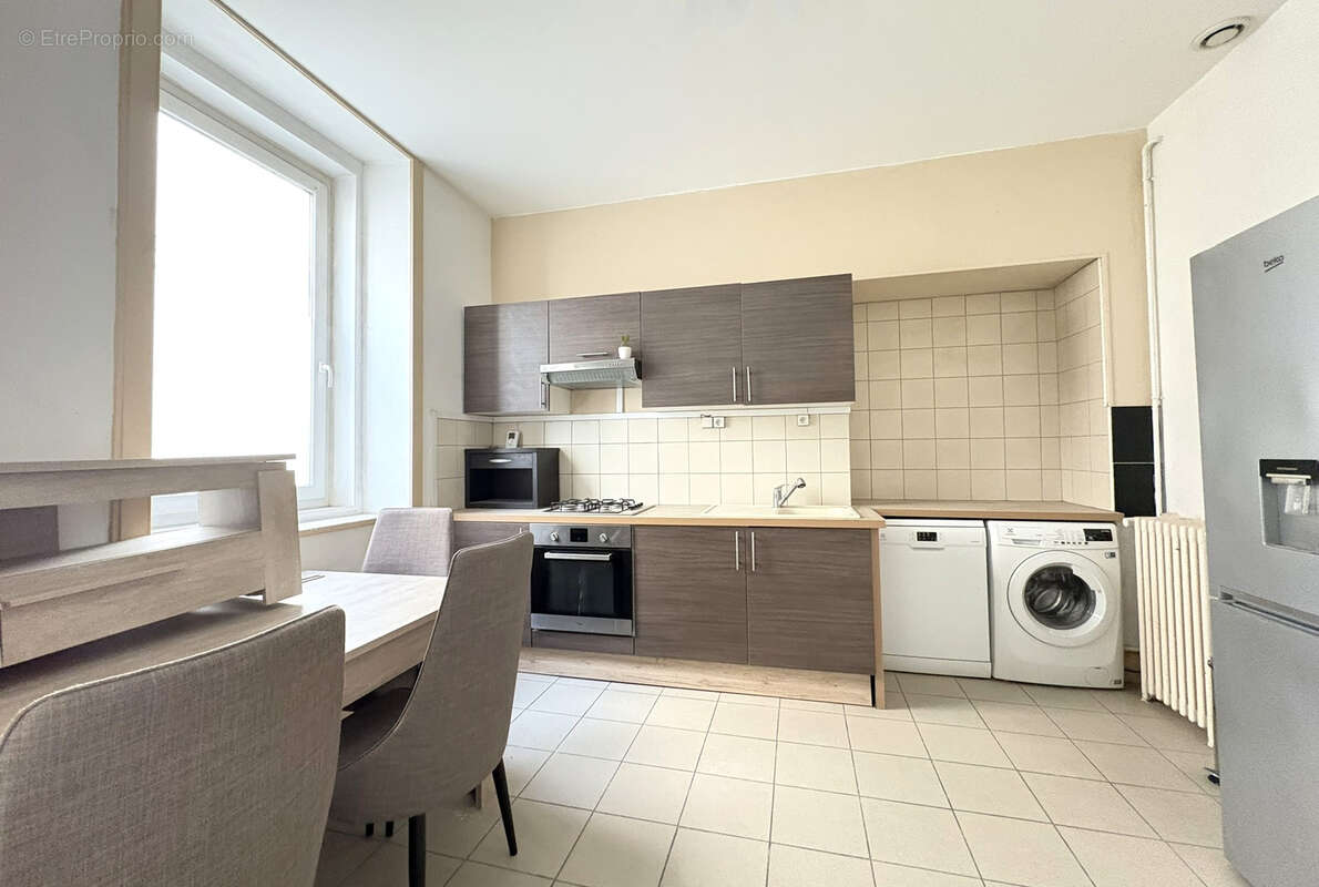 Commerce à BOURG-EN-BRESSE