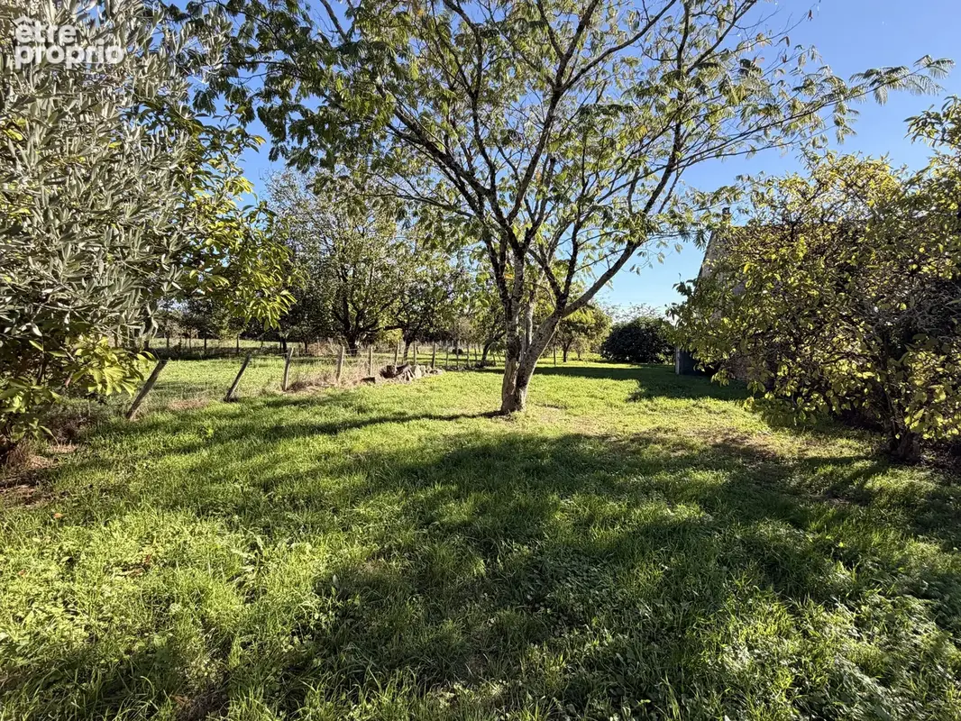 Charmante maison de campagne avec vue sur la vallée et jardin de plus de 800 m² - photo 16