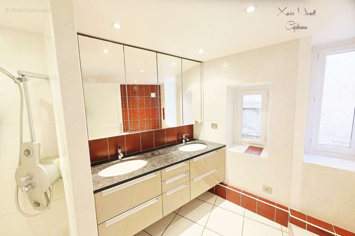 Dpt Ain (01), à vendre BOURG EN BRESSE appartement T5 de 128 m² - photo 9