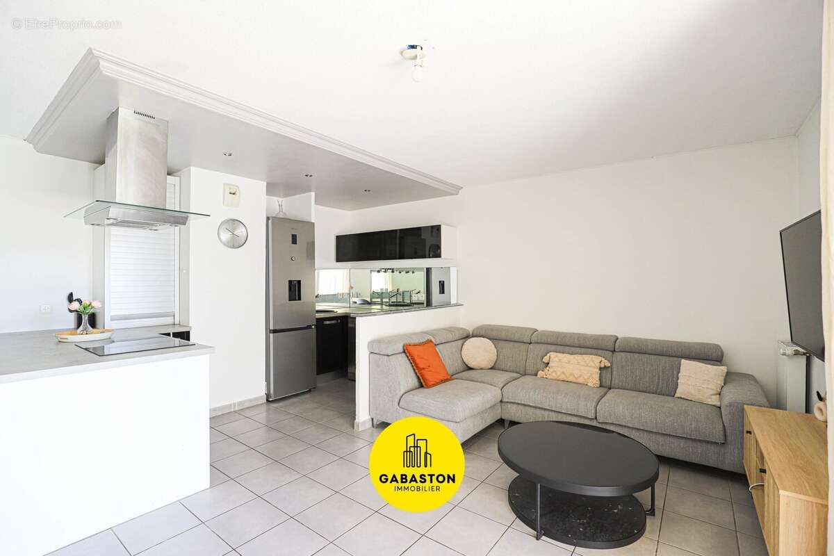 Appartement à MARSEILLE-12E