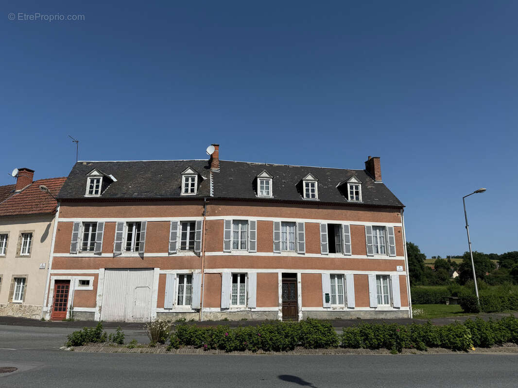 Maison à PIONSAT