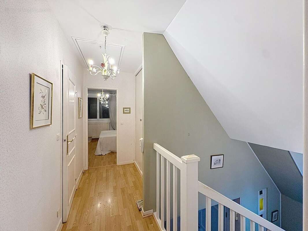 Photo 4 - Maison à GOUVIEUX