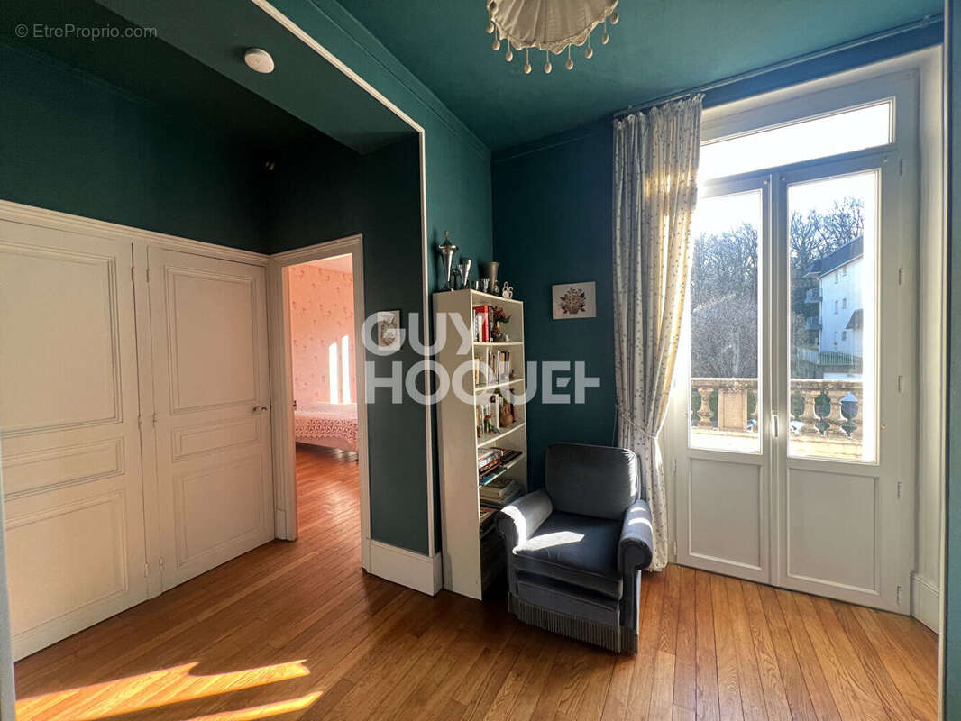 Maison à MILLY-LA-FORET