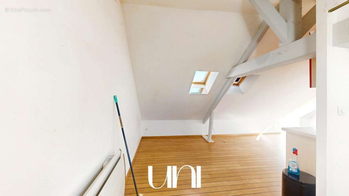 Commerce à HOULGATE