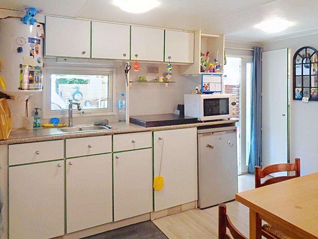Beauzac(43), mobil - home de 26 m2 habitables, 1 chambre, sur 138 m2 de terrain - photo 5