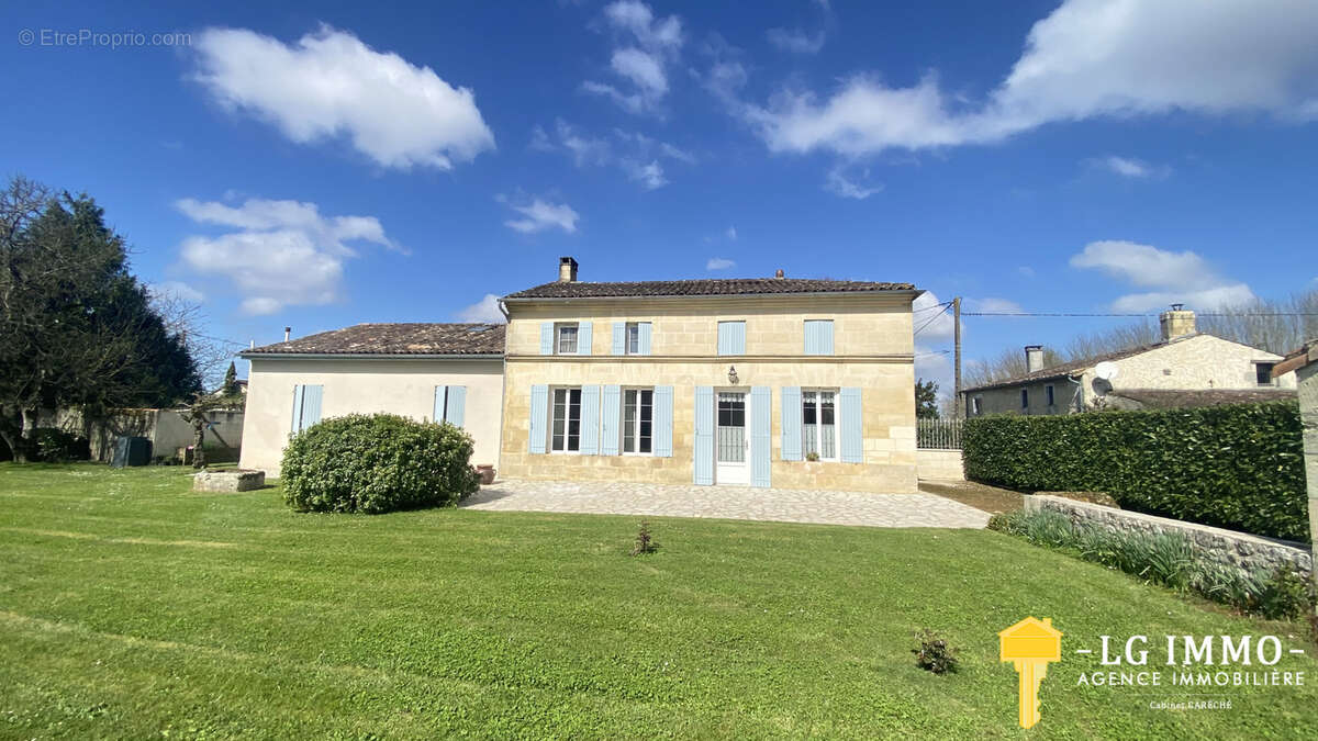 Maison à CHAMPAGNOLLES
