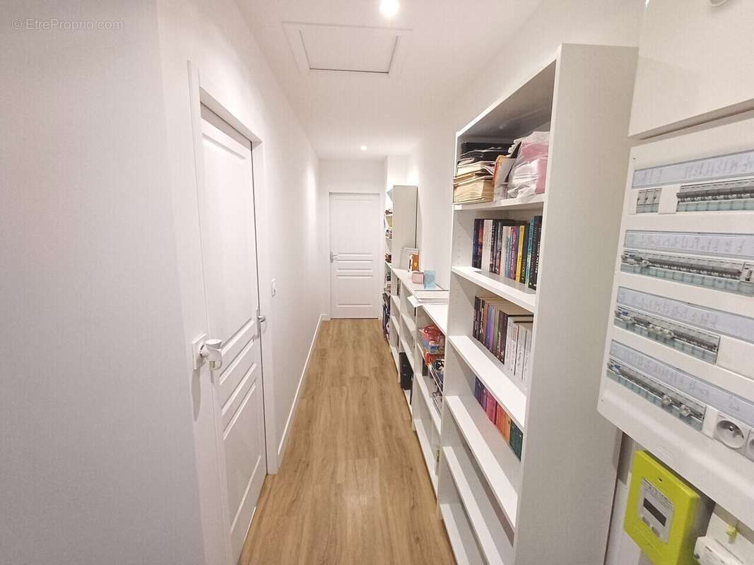 Appartement à BUCHY