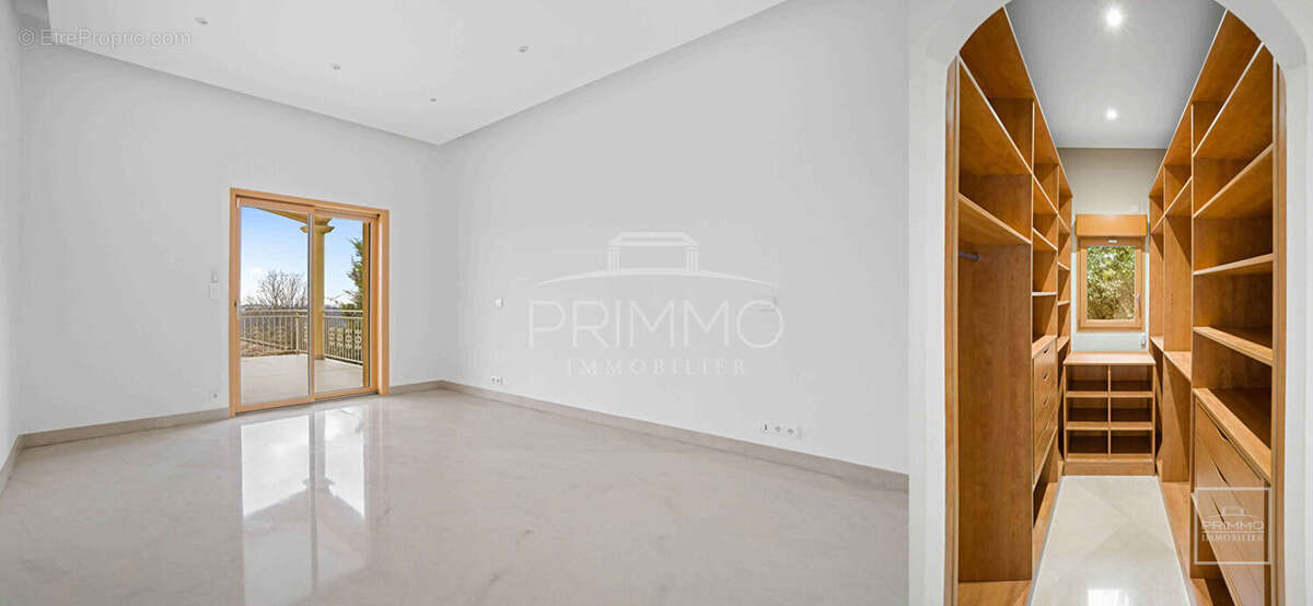 Maison à COLLONGES-AU-MONT-D&#039;OR