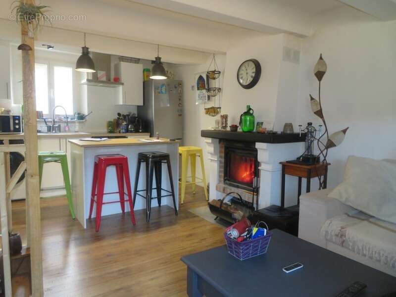 Maison à LAMBRUISSE