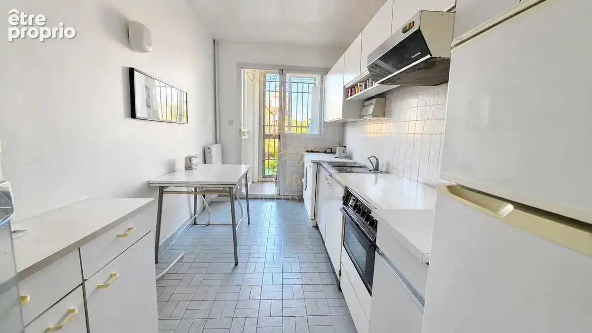 T4 82 m2 avec parking prive quartier saint lambert 13007 marseille - photo 5