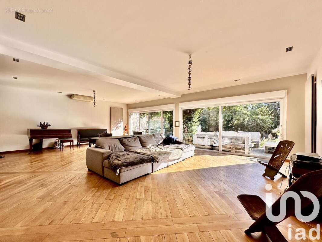 Photo 2 - Maison à SAINT-MAUR-DES-FOSSES