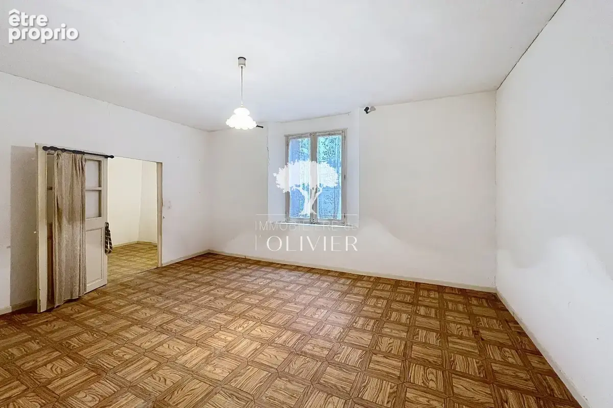 Maison 6 pièces 118 m² à vendre à Apt (84400) - photo 3