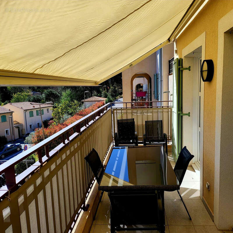 Appartement à GRIMAUD