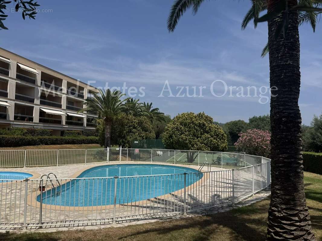 Appartement à LA CROIX-VALMER